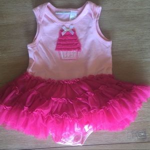 ❤️❤️❤️Cupcake Tutu Onesie